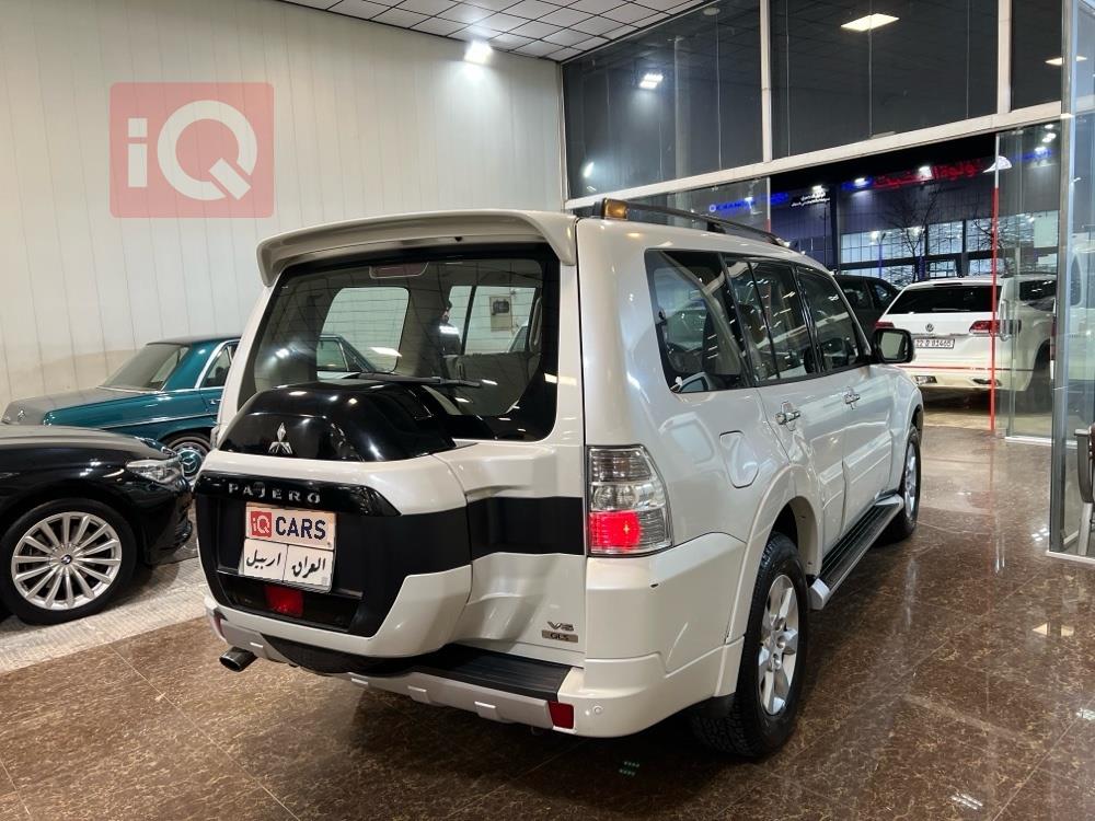 ميتسوبيشي باجيرو